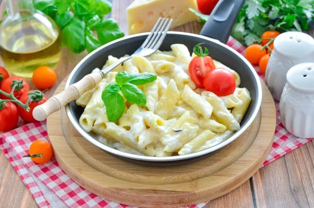 Macarrão ao Molho Branco: A Receita Perfeita para Encantar seu Paladar