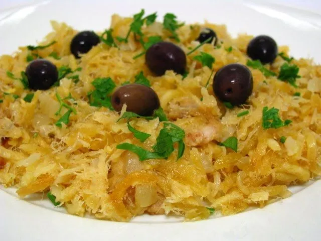 Salpicão de Bacalhau: Uma Receita Tradicional e Irresistível